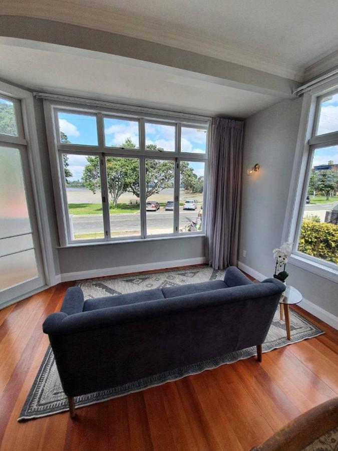 Tauranga - Big, Beautiful Villa On The Water! Buitenkant foto